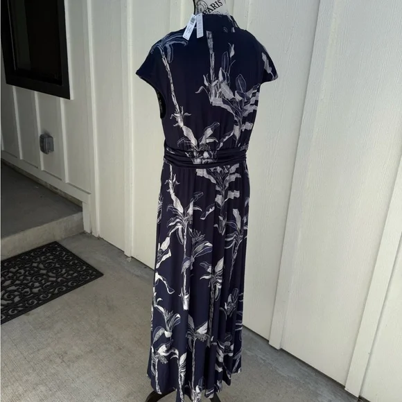 Soma Serenity Maxi Dress Navy Floral Print L Built-in Bra Cool Touch Pockets - Picture 6 of 15